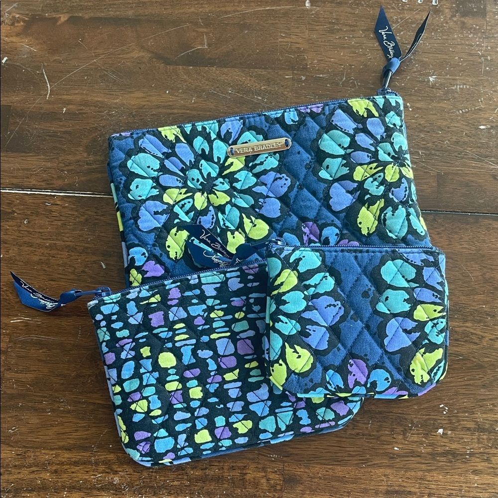 Vera Bradley Indigo Pop Quilted 3 Piece Cosmetic Pouch Set Retired Pattern - Picture 2 of 9